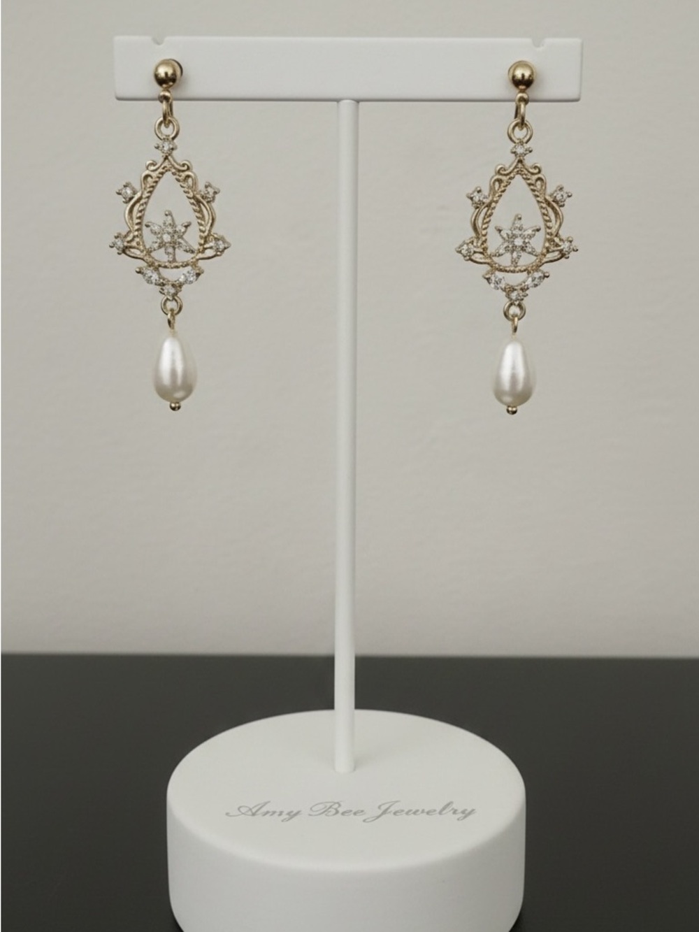 14k Gold Plated Intricate Pearl Drop Earrings. New. - Picture 1 of 8